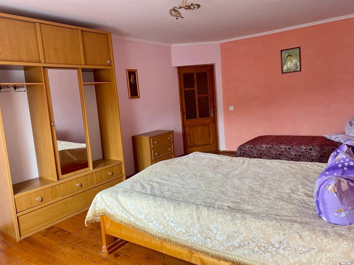 Hotel Medova Hata à Verkhnyaya Rozhanka Extérieur photo