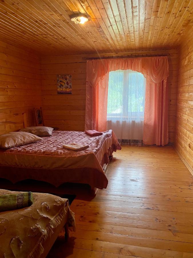 Hotel Medova Hata à Verkhnyaya Rozhanka Extérieur photo