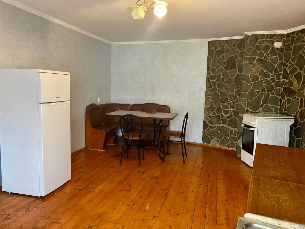 Hotel Medova Hata à Verkhnyaya Rozhanka Extérieur photo
